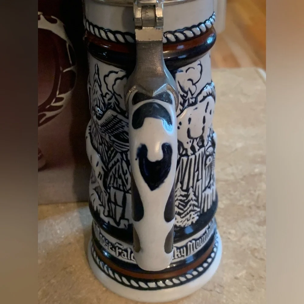 Vintage 1976 AVON Everest Rocky Mtn Goat Condor Stein Handcrafted Brazil A5
